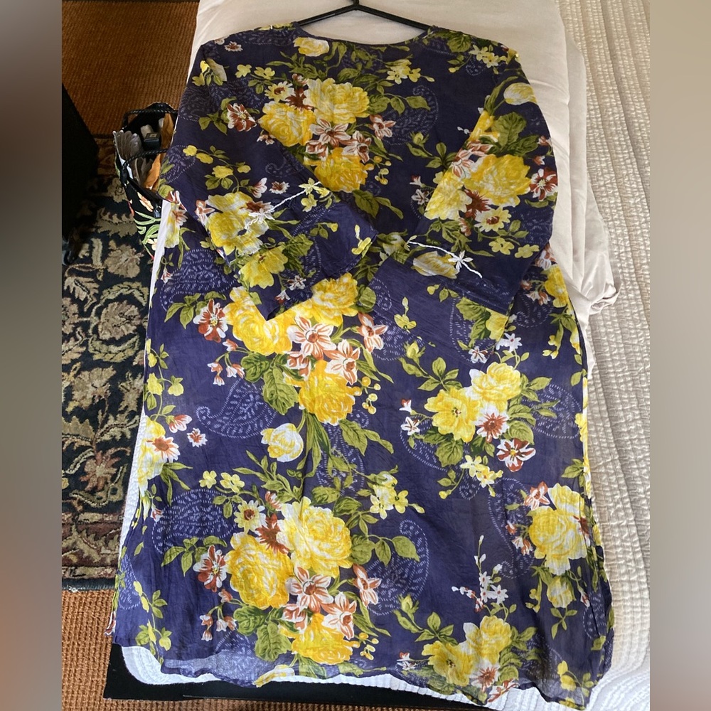MAGAZINE Lightweight Cotton Floral Print Dress. NWT Size Medium. Never wore.